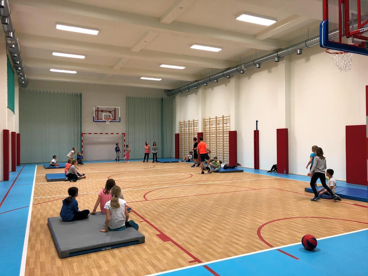 Grand Stasinda Bal Sylwestrowy Animacje Impreza Integracyjna Dwa Posilki Bogaty Bufet Baseny Kregielnia Grota Sauny Squash Silownia Place Zabaw Widoki 1000Mnpm Bukowina Tatrzanska Ngoại thất bức ảnh